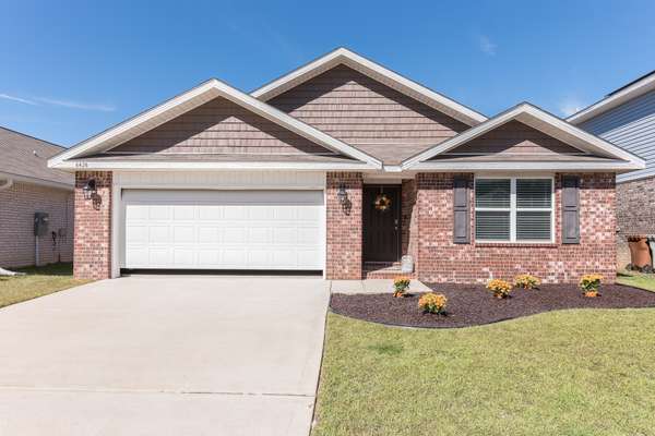 6426 Churchill Cir, Milton, FL 32583