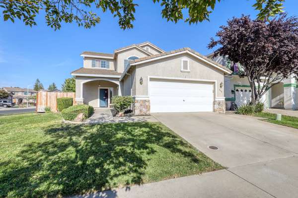 280 Warm Springs Dr, Roseville, CA 95678