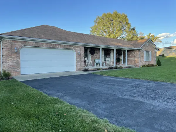 960 W Hancock Rd, Scottsburg, IN 47170