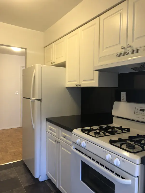 412 Westchester Ave, Port Chester, NY 10573