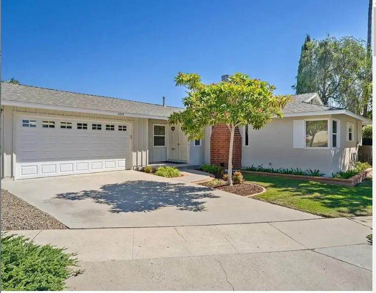 2525 Pheasant Dr, San Diego, CA 92123