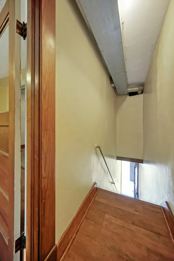 131 W 13th St, Crete, NE 68333