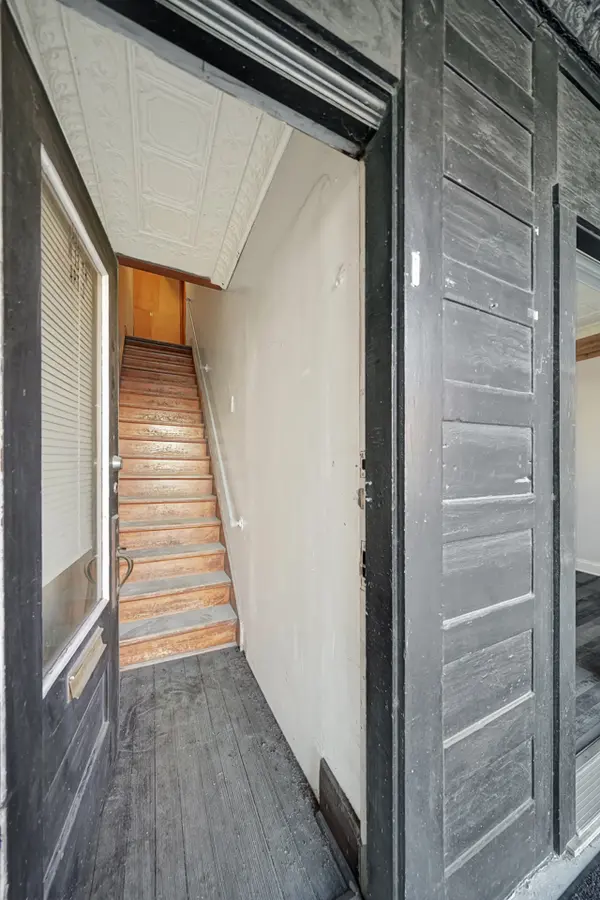 131 W 13th St, Crete, NE 68333