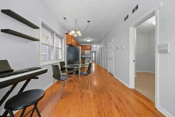 Chicago, IL 60642,1333 N Bosworth Ave #1