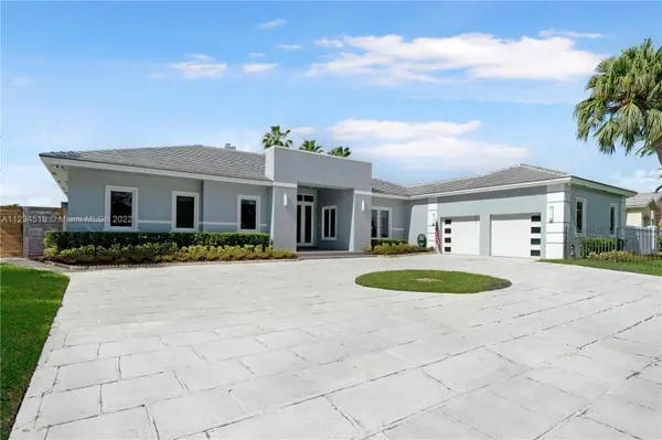 16320 SW 89th Pl, Palmetto Bay, FL 33157