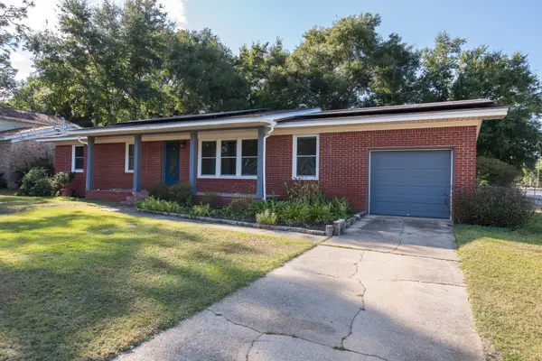 5595 Leesway Blvd, Pensacola, FL 32504