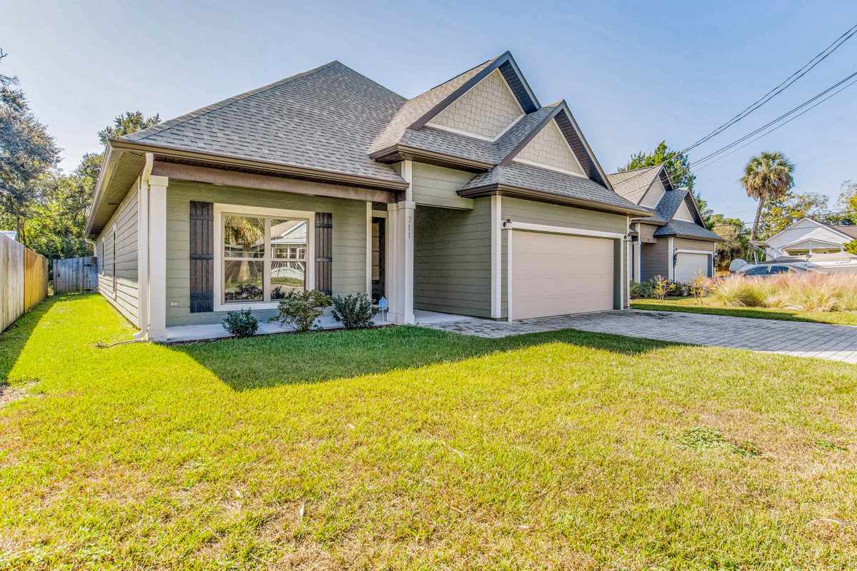 Pensacola, FL 32503,711 E Lakeview Ave