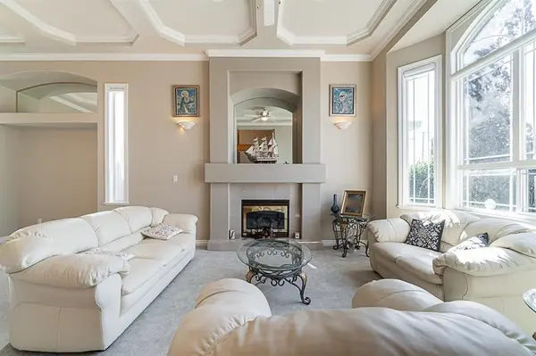 15763 82 Ave, Surrey, BC V4N 0S1