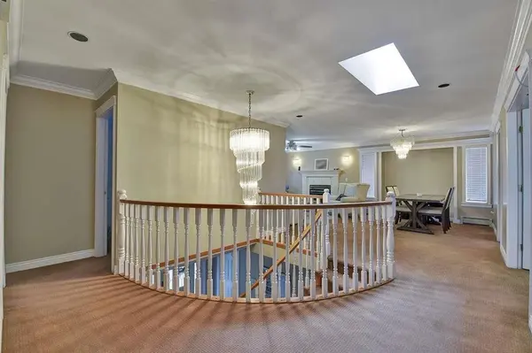 8010 166 St, Surrey, BC V4N 0H1