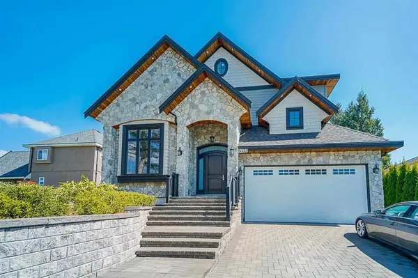 8032 158 St, Surrey, BC V4N 0S6