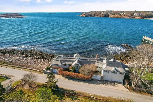 50 Shore Rd, Gloucester, MA 01930