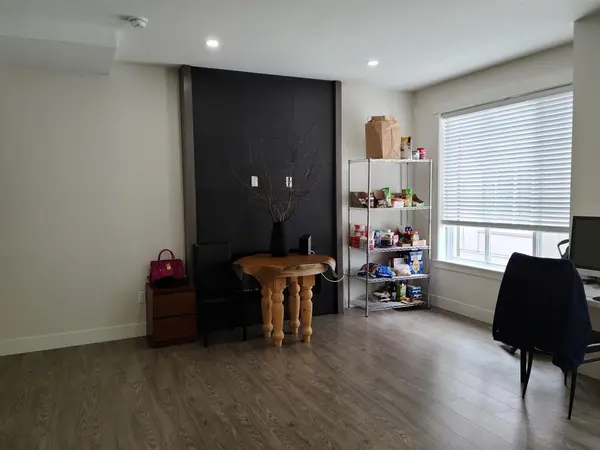 8033 166B St #28, Surrey, BC V4N 0G7