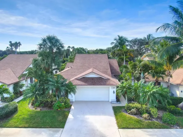 106 Ocean Pines Ter, Jupiter, FL 33477