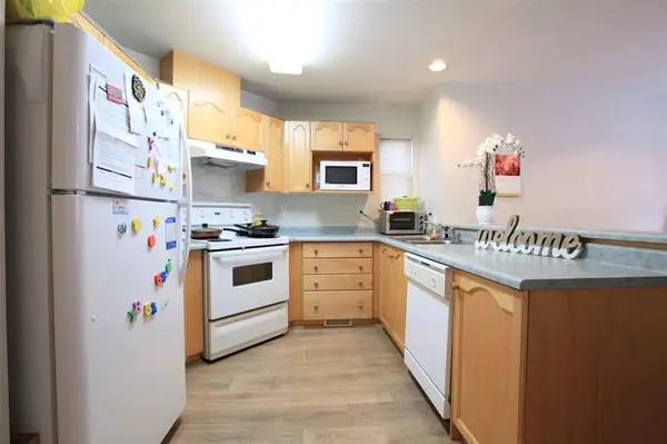 15875 84 Ave #06, Surrey, BC V4N 0W7