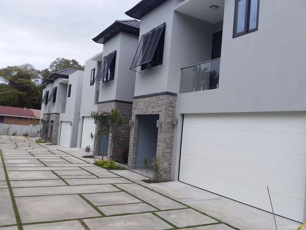 9 Hialeah Drive, Meadowbrook, 