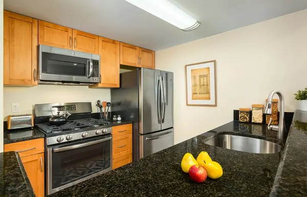 259 Independence Dr, Chestnut Hill, MA 02467