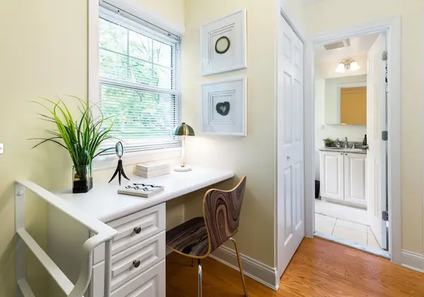 259 Independence Dr, Chestnut Hill, MA 02467