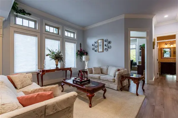 8425 171A St, Surrey, BC V4N 0A9