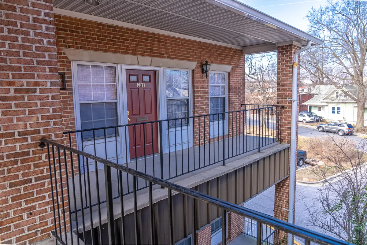 7307 Baltimore Ave #301, College Park, MD 20740
