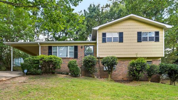 433 15th Ln NW, Center Point, AL 35215