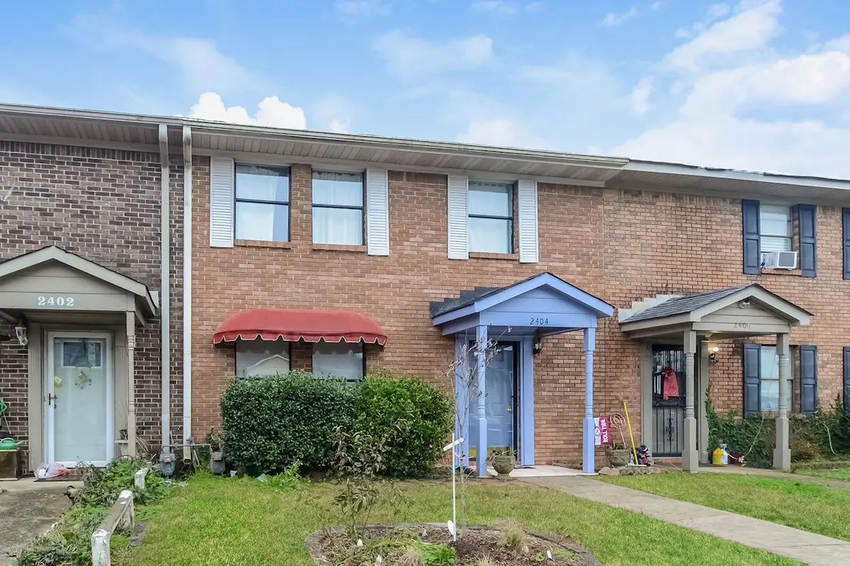 2404 Hampstead Dr, Birmingham, AL 35235