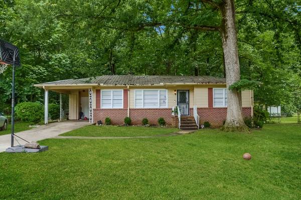 1701 2nd St NE, Center Point, AL 35215