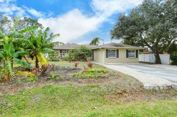 311 Coronado Rd, Venice, FL 34293