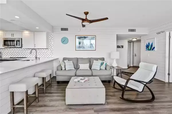 6268 Palma del Mar Blvd S #Apt 404, St Petersburg, FL 33715
