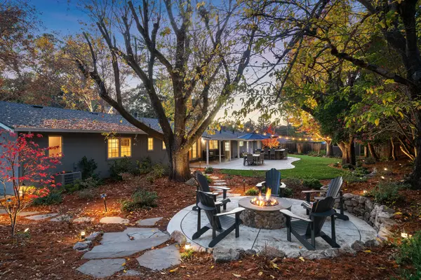 2124 Ward Dr, Walnut Creek, CA 94596