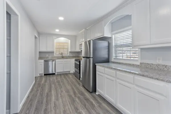 1110 N Ross Ave, Sherman, TX 75090