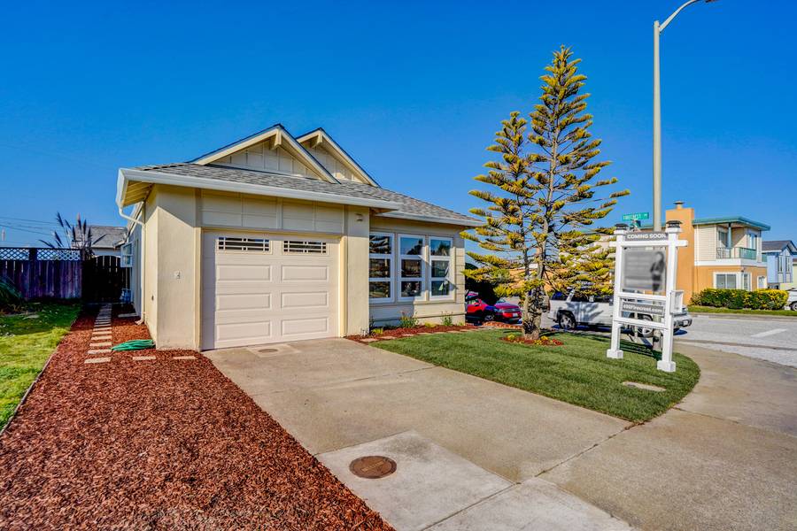 490 Firecrest Ave, Pacifica, CA 94044