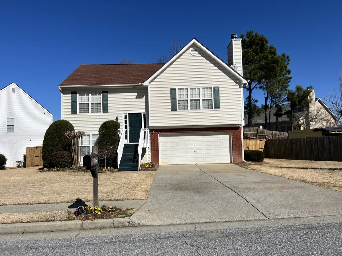 895 Meadow Walk Ave NW, Lawrenceville, GA 30044