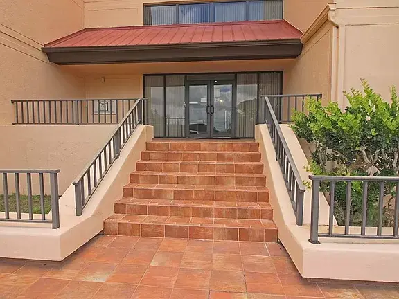 3006 Caring Way #APT 303, Port Charlotte, FL 33952