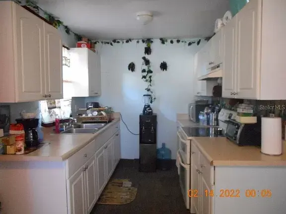 845 Adrian Ave, Sarasota, FL 34232