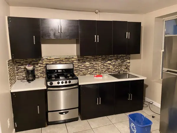 123 Albany Ave, Brooklyn, NY 11213