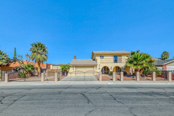 890 Fairway Dr, Boulder City, NV 89005