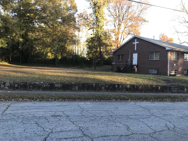 2104 Newnan St, Atlanta, GA 30344