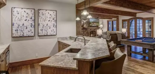 33 Iron Mask Dr, Breckenridge, CO 80424