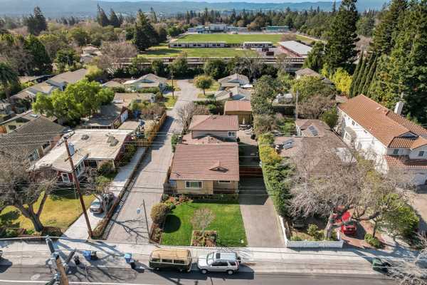 2252 Louis Rd, Palo Alto, CA 94303