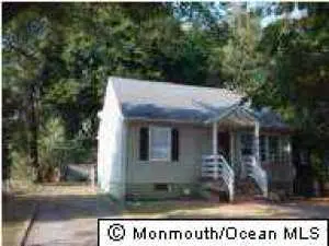729 Park Ave, Freehold, NJ 07728
