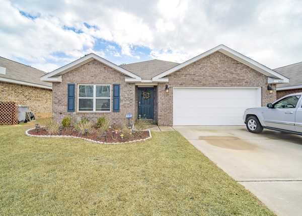 6425 Churchill Cir, Milton, FL 32583
