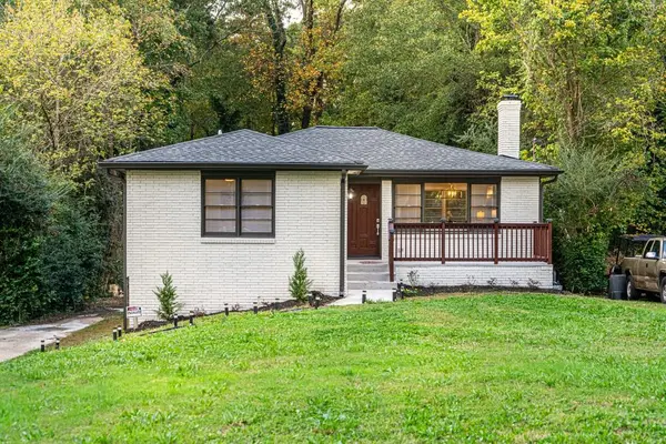 2653 Baker Ridge Dr NW, Atlanta, GA 30318