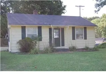 691 Sannoner Ave, Florence, AL 35630