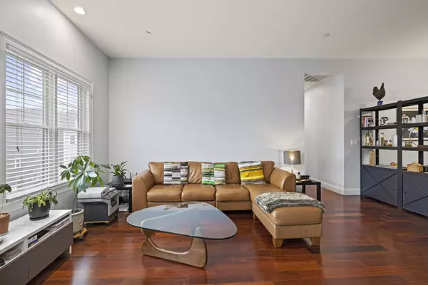 South Boston, MA 02127,655 E 2nd St #208