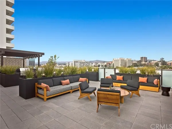 10777 Wilshire Blvd Los Angeles #202, Ca 90211,