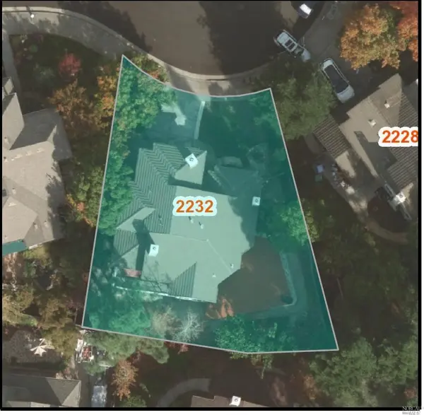 2232 Chateau Ct, Santa Rosa, CA 95404