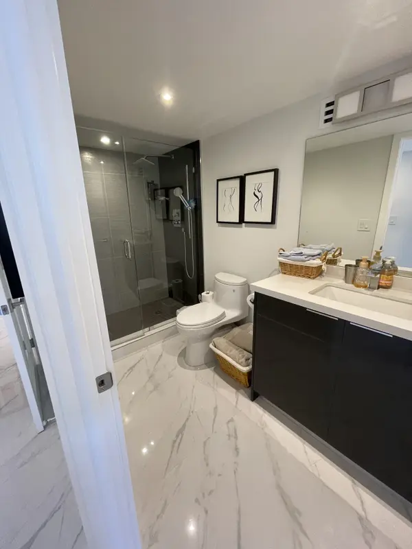 1912 S Ocean Dr #17A, Hallandale, FL 33009