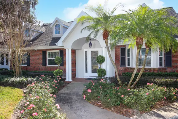 1275 W Lakeshore Dr, Clermont, FL 34711