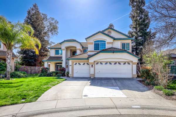 8129 Hearth Pl, Antelope, CA 95843