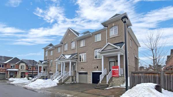 87 Mack Clement Lane Richmond Hill Ontario L4S0G2, 
